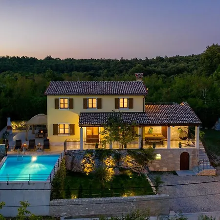 Gogli With Private Pool In Rabac Labin