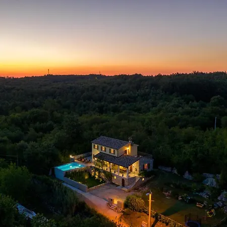 Villa Gogli With Private Pool In Rabac Labin Nedescina