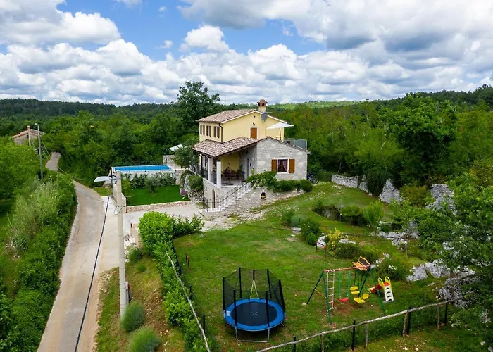 Villa Gogli With Private Pool In Rabac Labin *