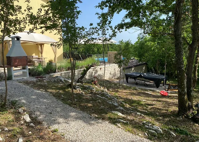 Gogli With Private Pool In Rabac Labin