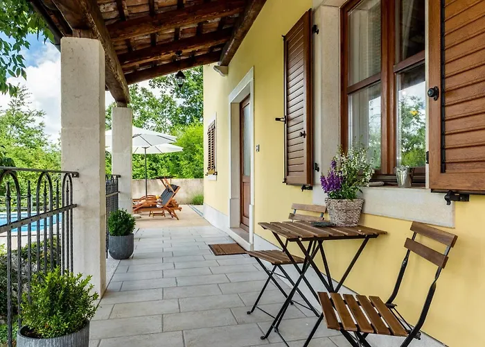 Villa Gogli With Private Pool In Rabac Labin Nedeščina